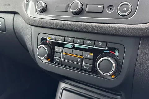 29 of 123 for Volkswagen Tiguan 2.0 TDI BlueMotion Tech Match 2WD Euro 5 (s/s) 5dr