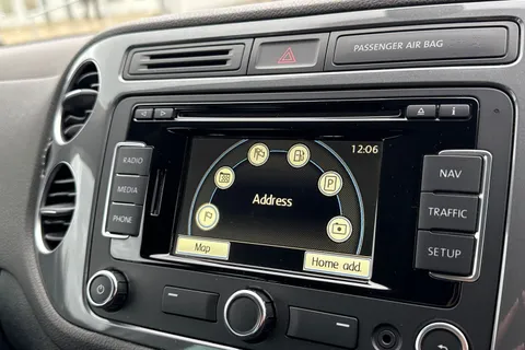 93 of 123 for Volkswagen Tiguan 2.0 TDI BlueMotion Tech Match 2WD Euro 5 (s/s) 5dr