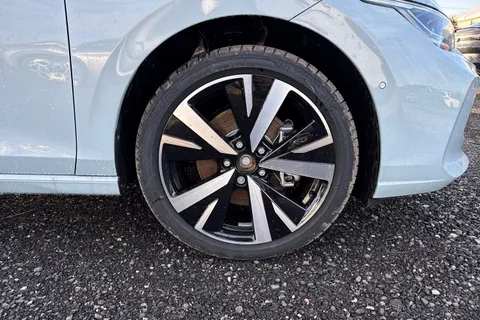  Volkswagen Golf 1.5 TSI eHybrid 19.7kWh Match DSG Euro 6 (s/s) 5dr Thumbnail #12