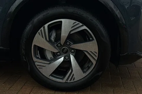 KY25EJV Audi Q6 E-Tron Q6 SUV S line e-tron performance 225,00 kW Thumbnail #14