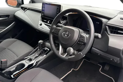 SM72BHF Toyota Corolla 1.8 VVT-h Icon Touring Sports CVT Euro 6 (s/s) 5dr Thumbnail #14