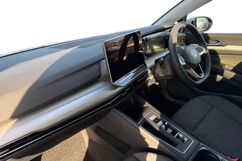  Volkswagen Golf 1.5 TSI eHybrid 19.7kWh Match DSG Euro 6 (s/s) 5dr Thumbnail #14