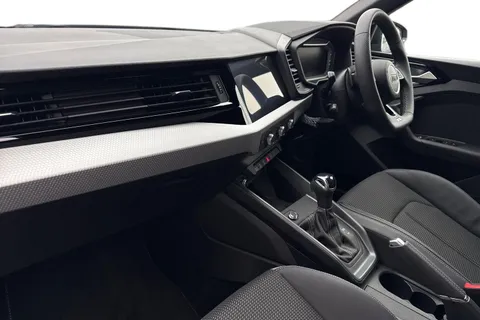  Audi A1 1.5 TFSI 35 Black Edition Sportback S Tronic Euro 6 (s/s) 5dr Thumbnail #15