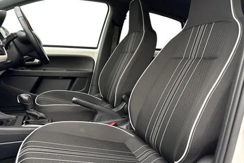 DK71WXF SEAT Mii 61kW One 36.8kWh 5dr Auto Thumbnail #16