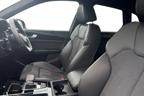 YF73HYK Audi Q5 50 TFSI e Quattro Black Edition 5dr S Tronic Thumbnail #15