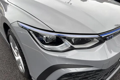 RF73GXJ Volkswagen Golf 1.4 TSI GTE 5dr DSG Thumbnail #16