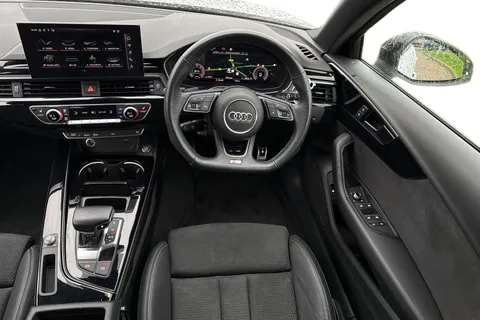 SA73YPL Audi A4 Avant Avant (O) Black Edition 35 TDI 163 PS S tronic Thumbnail #18