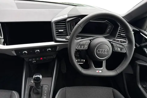  Audi A1 1.5 TFSI 35 Black Edition Sportback S Tronic Euro 6 (s/s) 5dr Thumbnail #18