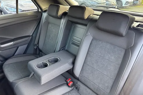  Volkswagen T-Roc 1.0 TSI Style Design Euro 6 (s/s) 5dr Thumbnail #19