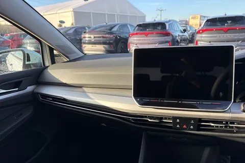  Volkswagen Golf 1.5 TSI eHybrid 19.7kWh Match DSG Euro 6 (s/s) 5dr Thumbnail #19