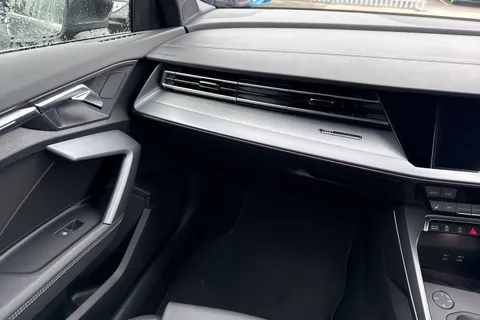 Audi A3 1.5 TFSI S line Sportback Euro 6 (s/s) 5dr Thumbnail #20