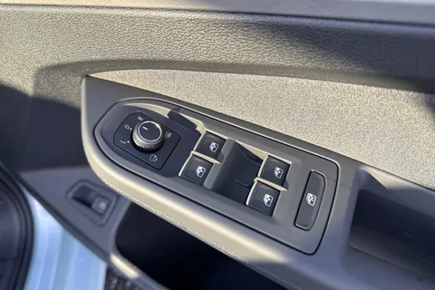  Volkswagen Golf 1.5 TSI eHybrid 19.7kWh Match DSG Euro 6 (s/s) 5dr Thumbnail #20