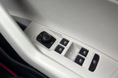 MJ19KJO Volkswagen Polo 1.0 TSI 95 Beats 5dr Thumbnail #21