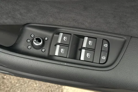  Audi Q7 3.0 TFSI V6 55 Black Edition Tiptronic quattro Euro 6 (s/s) 5dr Thumbnail #21