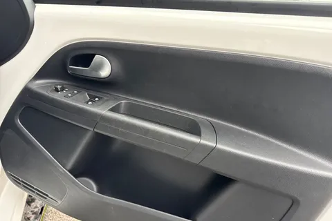 DK71WXF SEAT Mii 61kW One 36.8kWh 5dr Auto Thumbnail #21