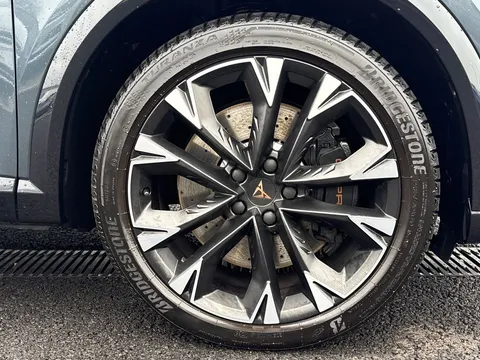 DF25JCO CUPRA Formentor 2.0 TSI 333 VZ2 5dr DSG 4Drive **Panoramic sunroof** Thumbnail #21