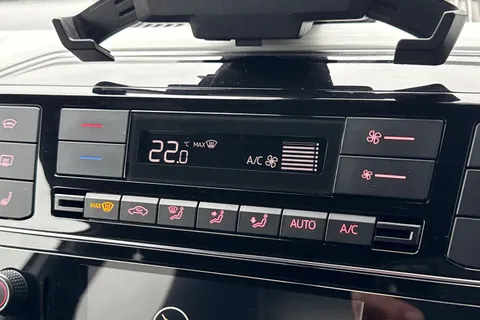 DK71WXF SEAT Mii 61kW One 36.8kWh 5dr Auto Thumbnail #22