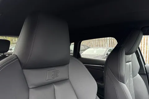 Audi A3 1.5 TFSI S line Sportback Euro 6 (s/s) 5dr Thumbnail #24