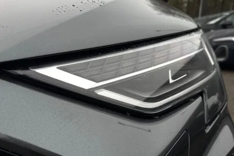 Audi A3 1.5 TFSI S line Sportback Euro 6 (s/s) 5dr Thumbnail #25