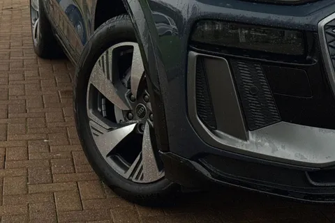 KY25EJV Audi Q6 E-Tron Q6 SUV S line e-tron performance 225,00 kW Thumbnail #27