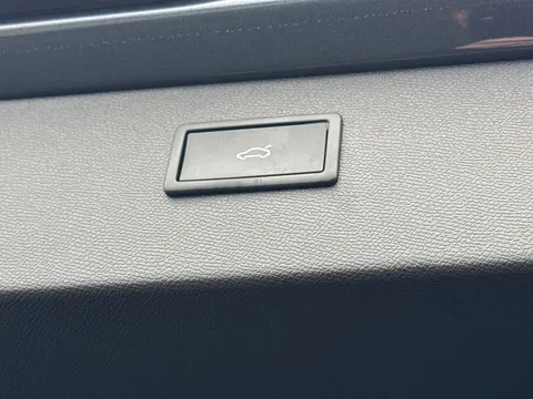 DF25JCO CUPRA Formentor 2.0 TSI 333 VZ2 5dr DSG 4Drive **Panoramic sunroof** Thumbnail #26