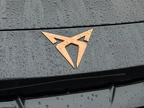 DF25JCO CUPRA Formentor 2.0 TSI 333 VZ2 5dr DSG 4Drive **Panoramic sunroof** Thumbnail #28