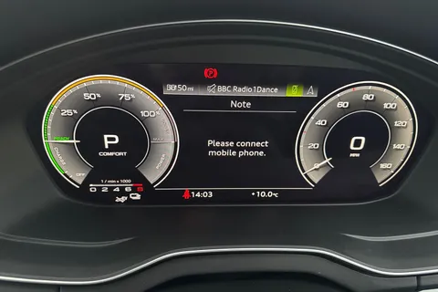 YF73HYK Audi Q5 50 TFSI e Quattro Black Edition 5dr S Tronic Thumbnail #28