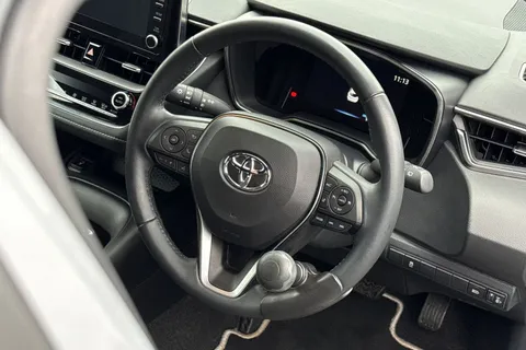 SM72BHF Toyota Corolla 1.8 VVT-h Icon Touring Sports CVT Euro 6 (s/s) 5dr Thumbnail #30