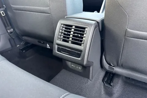  Volkswagen Golf 1.5 TSI eHybrid 19.7kWh Match DSG Euro 6 (s/s) 5dr Thumbnail #30