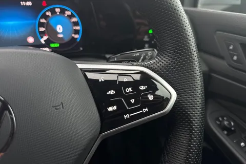 RF73GXJ Volkswagen Golf 1.4 TSI GTE 5dr DSG Thumbnail #30