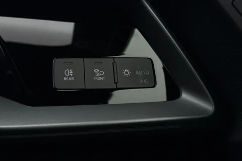 Audi A3 1.5 TFSI S line Sportback Euro 6 (s/s) 5dr Thumbnail #31