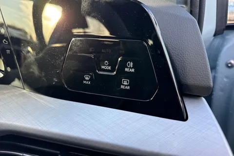  Volkswagen Golf 1.5 TSI eHybrid 19.7kWh Match DSG Euro 6 (s/s) 5dr Thumbnail #31