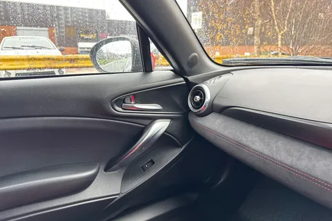 CK18YFD Abarth 124 Spider 1.4 MultiAir Euro 6 2dr Thumbnail #32