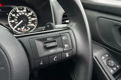 FV23MJX Nissan Qashqai 1.3 DiG-T MH 158 Acenta Premium 5dr Xtronic Thumbnail #31