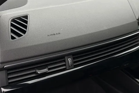 SA73YPL Audi A4 Avant Avant (O) Black Edition 35 TDI 163 PS S tronic Thumbnail #33