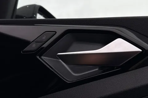  Audi A1 1.5 TFSI 35 Black Edition Sportback S Tronic Euro 6 (s/s) 5dr Thumbnail #34