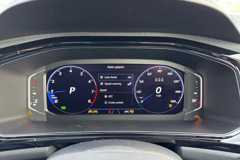  Volkswagen T-Roc 1.5 TSI Black Edition Plus DSG Euro 6 (s/s) 5dr Thumbnail #34