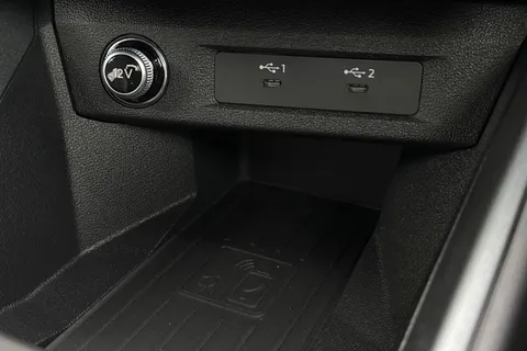  Audi A1 1.5 TFSI 35 Black Edition Sportback S Tronic Euro 6 (s/s) 5dr Thumbnail #36