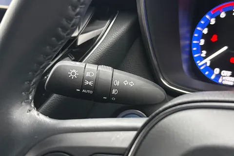 SM72BHF Toyota Corolla 1.8 VVT-h Icon Touring Sports CVT Euro 6 (s/s) 5dr Thumbnail #38