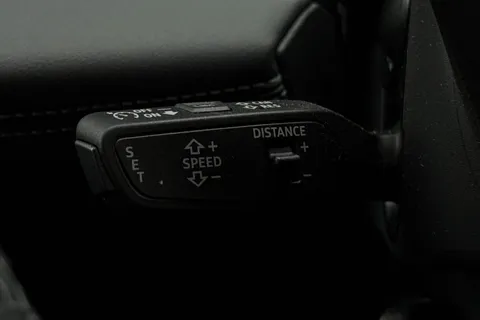 KY25EJV Audi Q6 E-Tron Q6 SUV S line e-tron performance 225,00 kW Thumbnail #40