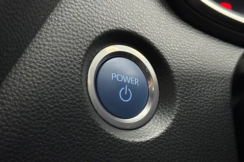 SM72BHF Toyota Corolla 1.8 VVT-h Icon Touring Sports CVT Euro 6 (s/s) 5dr Thumbnail #41