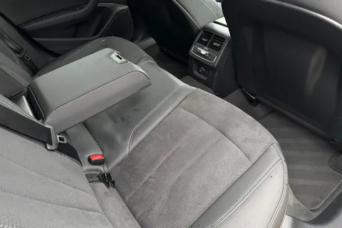 SA73YPL Audi A4 Avant Avant (O) Black Edition 35 TDI 163 PS S tronic Thumbnail #41