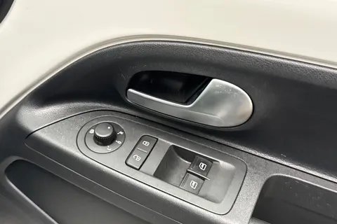 DK71WXF SEAT Mii 61kW One 36.8kWh 5dr Auto Thumbnail #41