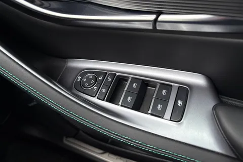 LF25MTS BYD Seal U 1.5 DM-i 18.3kWh Boost CVT Auto Euro 6 (s/s) 5dr Thumbnail #41