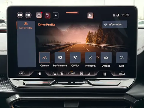 DF25JCO CUPRA Formentor 2.0 TSI 333 VZ2 5dr DSG 4Drive **Panoramic sunroof** Thumbnail #41