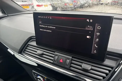 YF73HYK Audi Q5 50 TFSI e Quattro Black Edition 5dr S Tronic Thumbnail #41