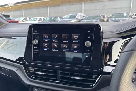  Volkswagen T-Roc 1.5 TSI Black Edition Plus DSG Euro 6 (s/s) 5dr Thumbnail #42