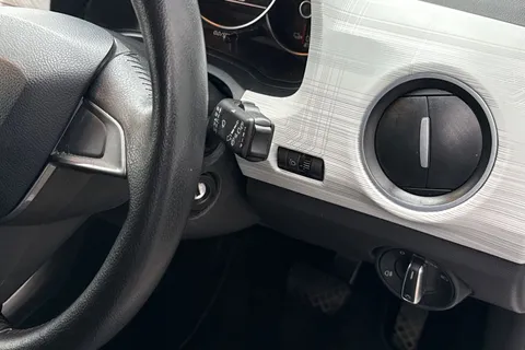 DK71WXF SEAT Mii 61kW One 36.8kWh 5dr Auto Thumbnail #43