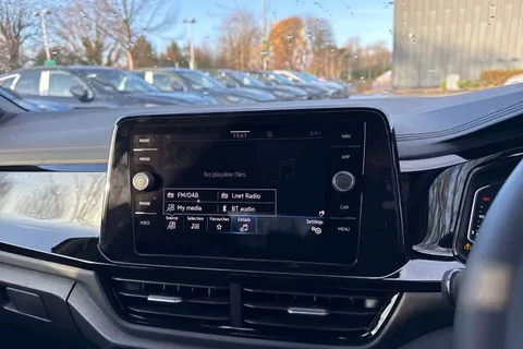  Volkswagen T-Roc 1.0 TSI Style Design Euro 6 (s/s) 5dr Thumbnail #45