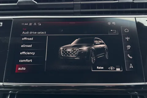  Audi Q7 3.0 TFSI V6 55 Black Edition Tiptronic quattro Euro 6 (s/s) 5dr Thumbnail #45